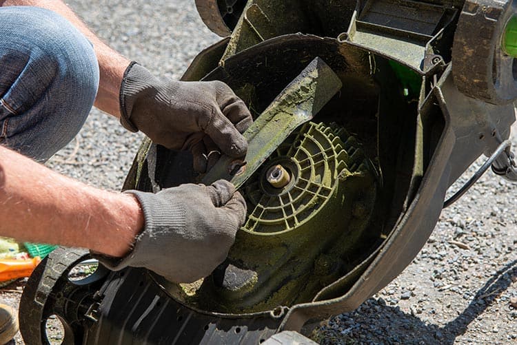 How Is Maintenance Different For Battery Powered Vs Gasoline-Powered Tools Forney Outdoor Power Tools